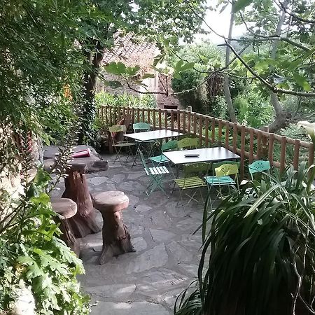 La Figuera Bed & Breakfast Camélas Exterior photo